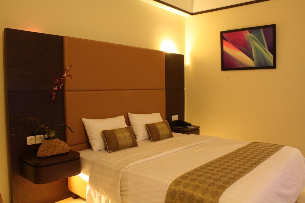Grand Pasundan Convention Hotel Bandung Exterior foto